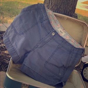 Cute Levi’s shorts